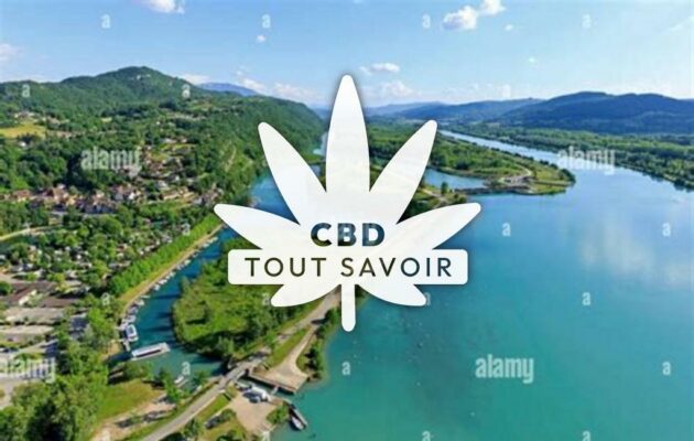 Village à Lavours avec feuille Cannabis CBD