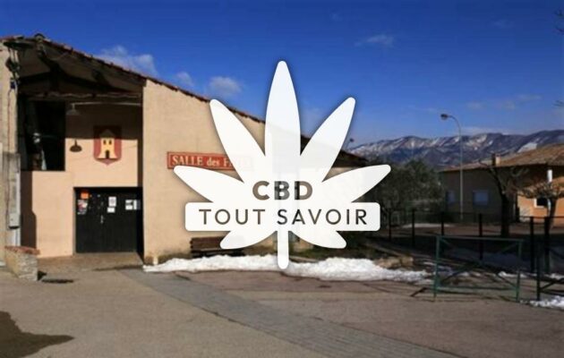 Village à Aubignosc avec feuille Cannabis CBD