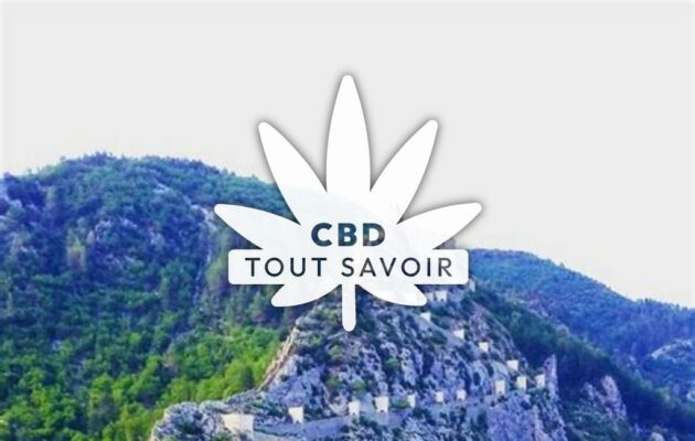 Village à Entrevaux avec feuille Cannabis CBD