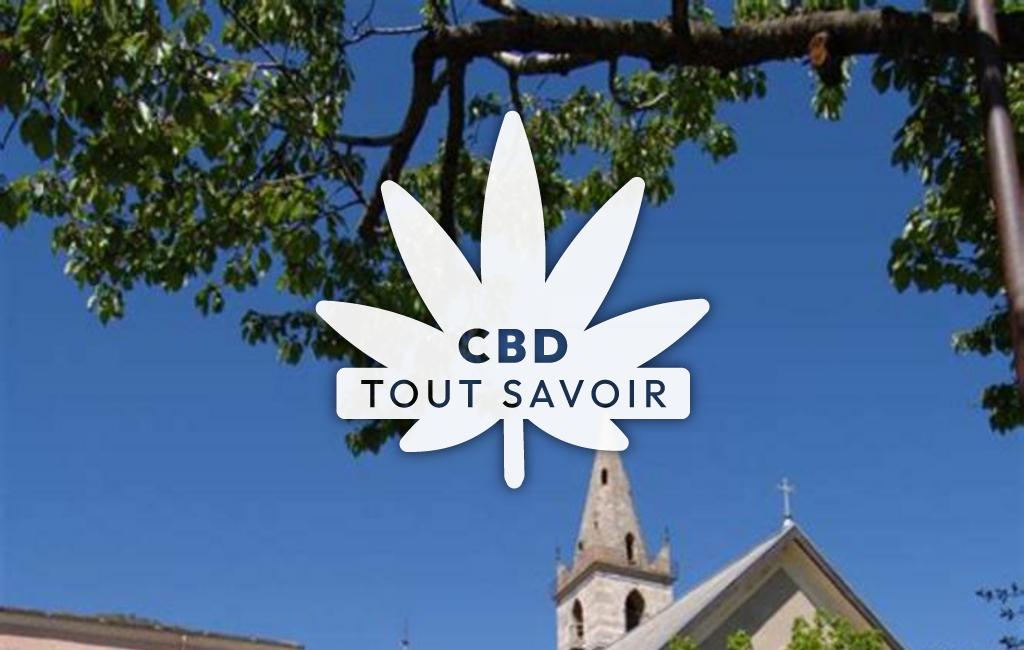 Village à Saint-Etienne-le-Laus avec feuille Cannabis CBD