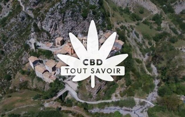 Village à Auvare avec feuille Cannabis CBD