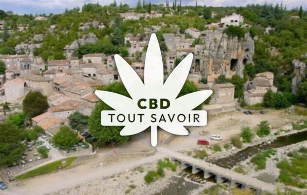 Village à Labeaume avec feuille Cannabis CBD