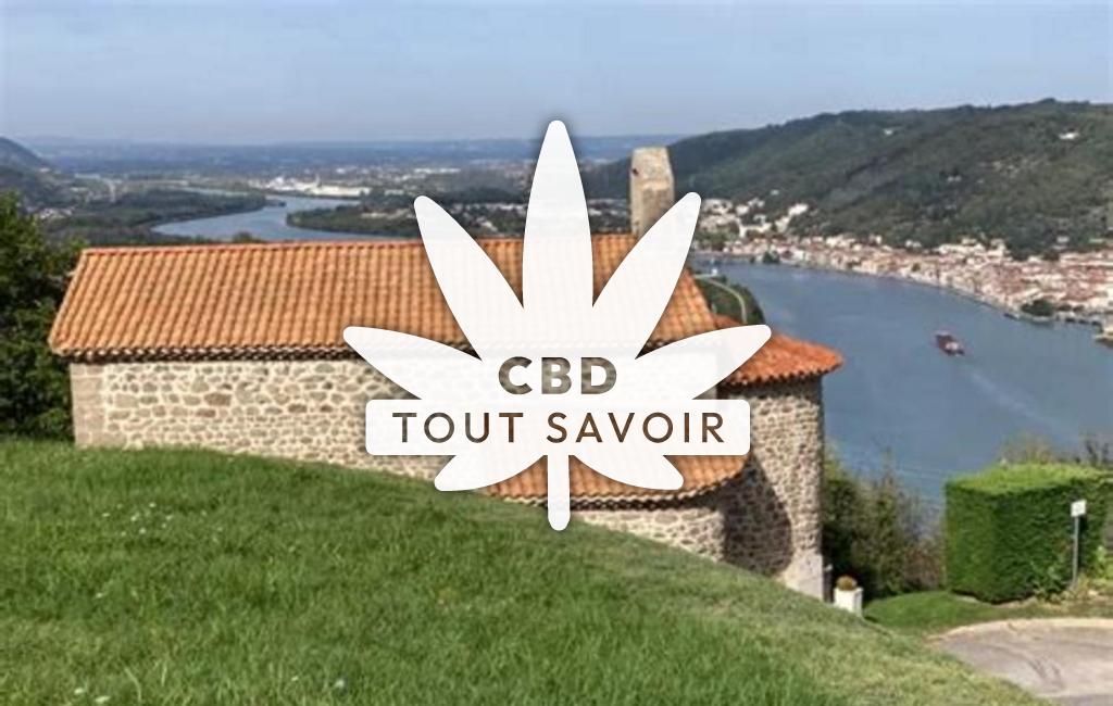 Village à Ozon avec feuille Cannabis CBD