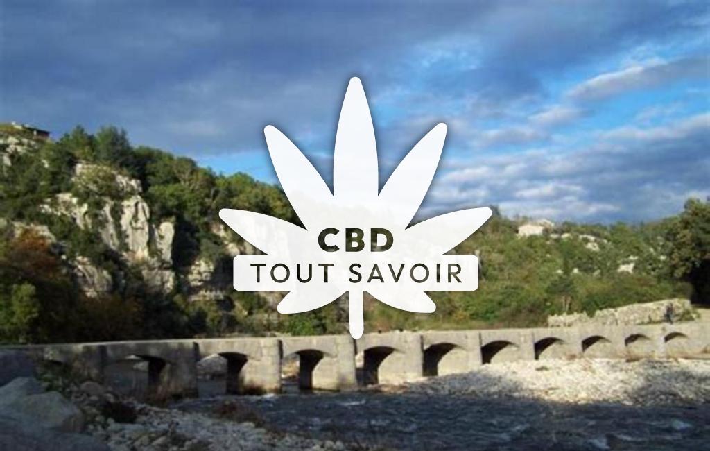 Village à Pont-de-Labeaume avec feuille Cannabis CBD