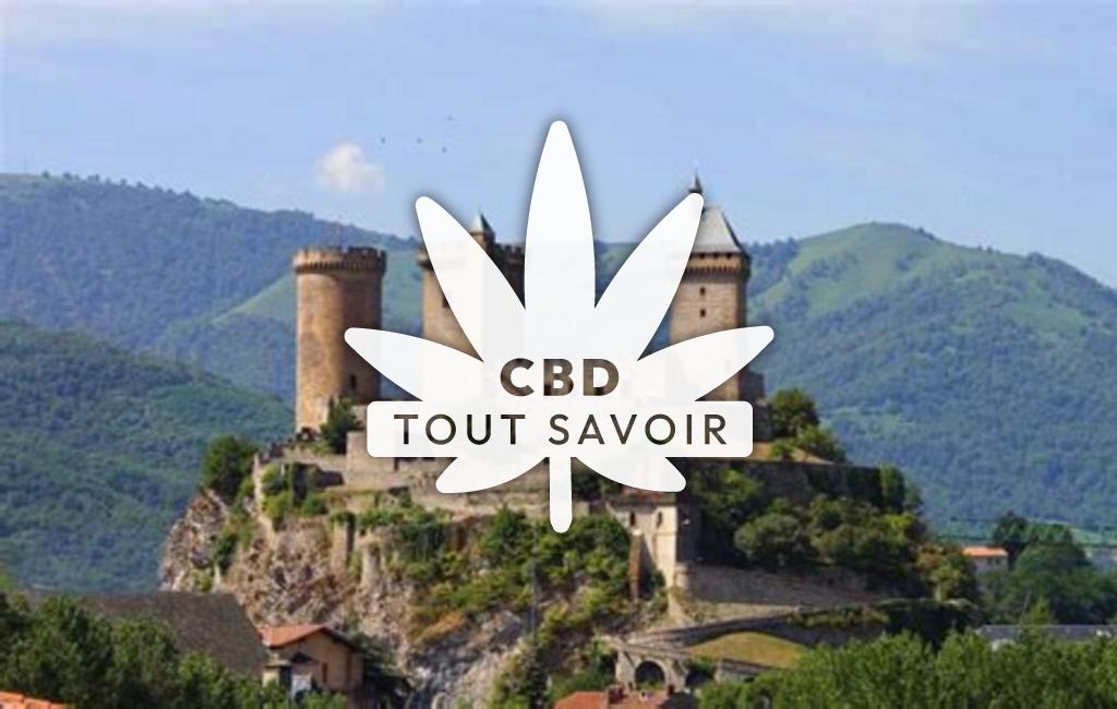 Village à Benac avec feuille Cannabis CBD