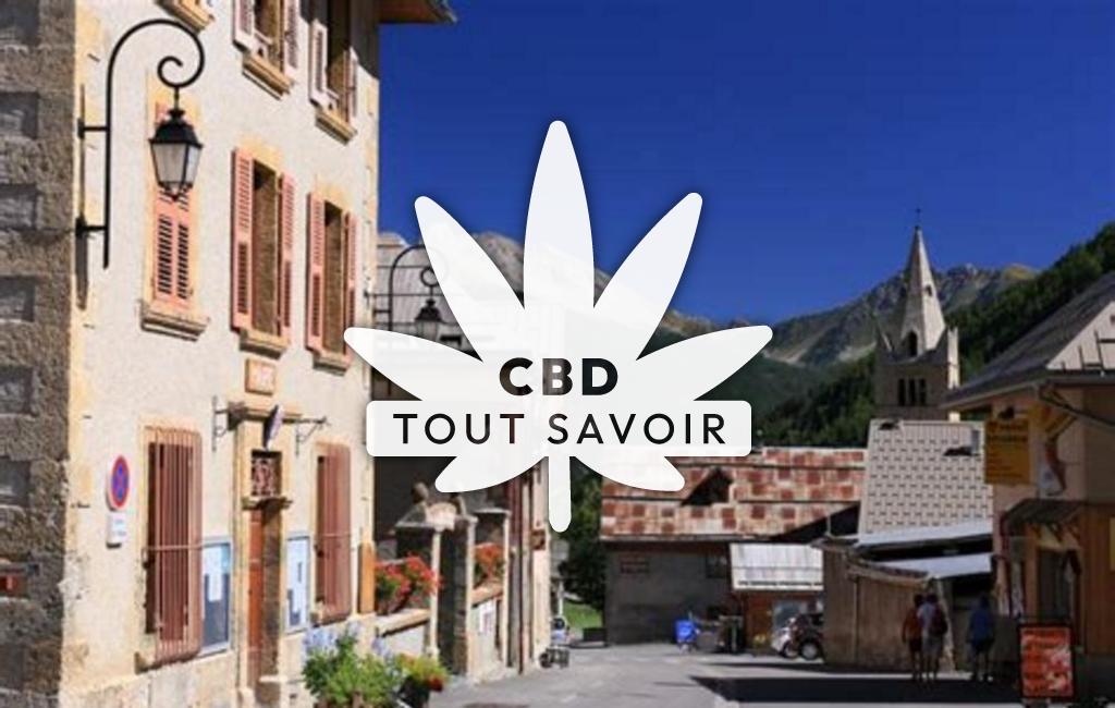 Village à Arvieux avec feuille Cannabis CBD