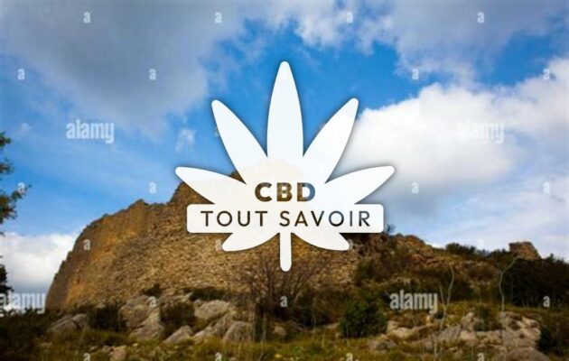 Village à Padern avec feuille Cannabis CBD